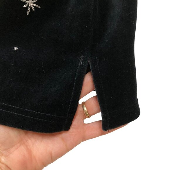 Quacker Factory Winter Wonderland Small Black Velour Tunic Sequin Snowflakes New - Picture 4 of 9